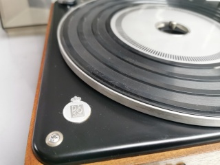 BEOGRAM 1000 TURNTABLE